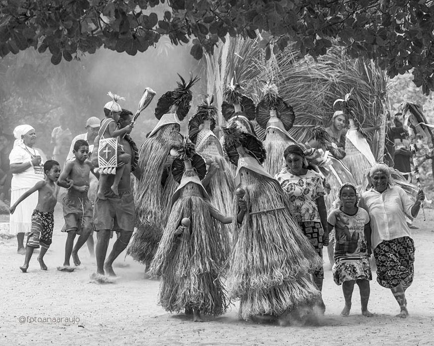 2016 ANA ARAUJO Ritual PANKARARU Menino do Rancho