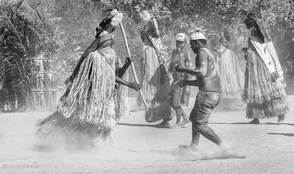 2016 ANA ARAUJO Ritual PANKARARU Menino do Rancho